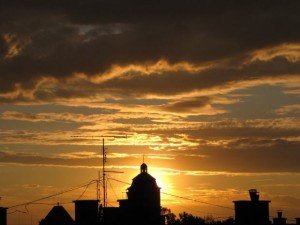 user_9146540_1344939786401_box2