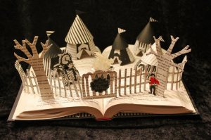 the_night_circus_book_sculpture_by_wetcanvas-d5xncm7